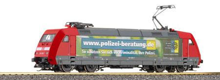 Electric locomotive BR 101 with "POLIZEI" advertisement<br /><a href='images/pictures/Tillig/02310.jpg' target='_blank'>Full size image</a>